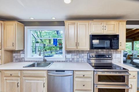13 Cider Mill Rd, Framingham, MA 01701 photo 7