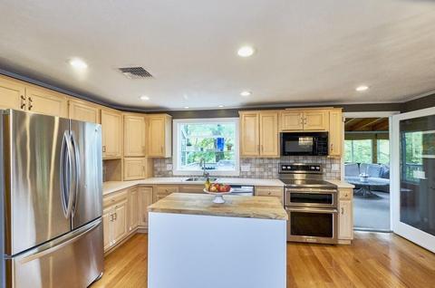 13 Cider Mill Rd, Framingham, MA 01701 photo 8