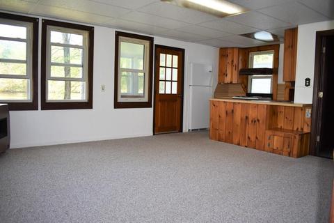 23 Tucker Ln, Sutton, MA 01590 photo 4