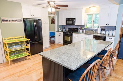 52 Bartons Ln, Milton, MA 02186 photo 5