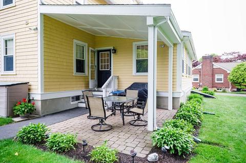 52 Bartons Ln, Milton, MA 02186 photo 2