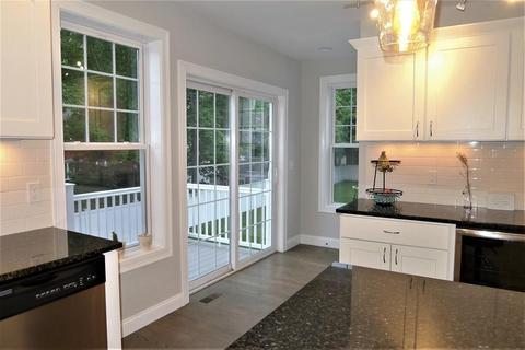 15 Cherry St #32, Danvers, MA 01923 photo 8