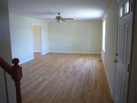 25 Thomas St, Fall River, MA 02723 photo 3