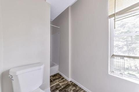 24 Ringgold St, Springfield, MA 01107 photo 6