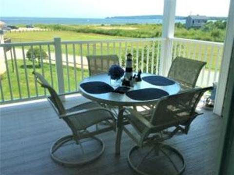 1 Pond St, Wareham, MA 02571 photo 3