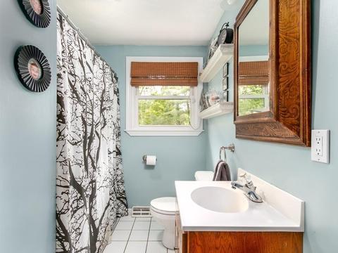 136 Main St, Townsend, MA 01469 photo 10