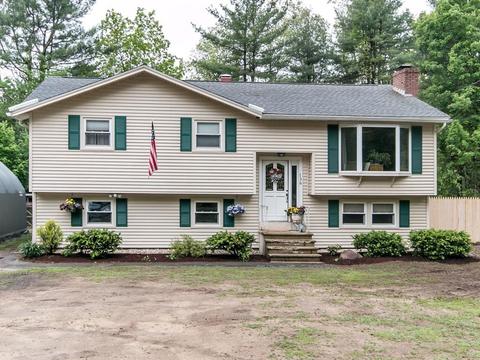 136 Main St, Townsend, MA 01469 photo 1