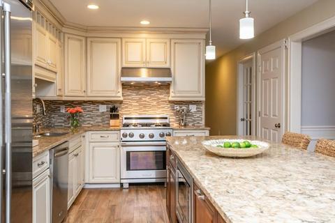 28 Warren St, Upton, MA 01568 photo 8