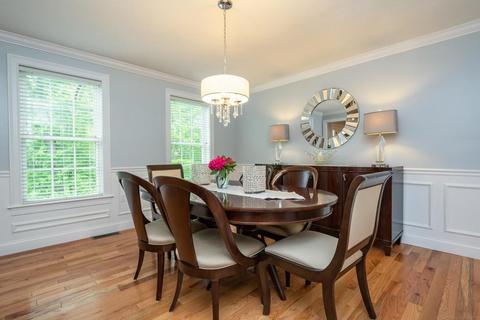 28 Warren St, Upton, MA 01568 photo 6