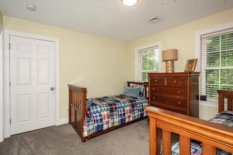 28 Warren St, Upton, MA 01568 photo 24