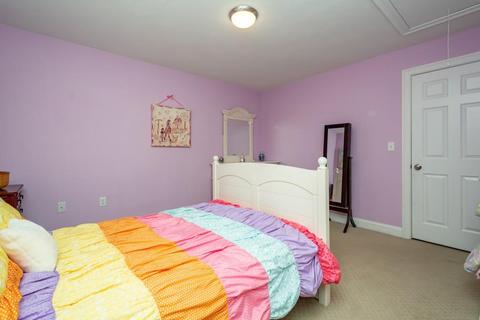 28 Warren St, Upton, MA 01568 photo 22