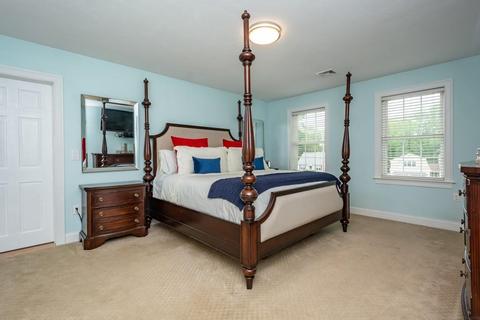 28 Warren St, Upton, MA 01568 photo 16