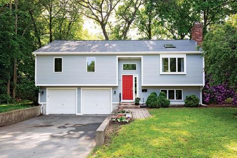 35 Pershing Ave, Framingham, MA 01702 photo 1