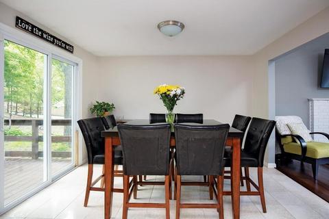 35 Pershing Ave, Framingham, MA 01702 photo 4