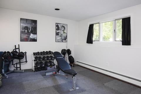 35 Pershing Ave, Framingham, MA 01702 photo 7
