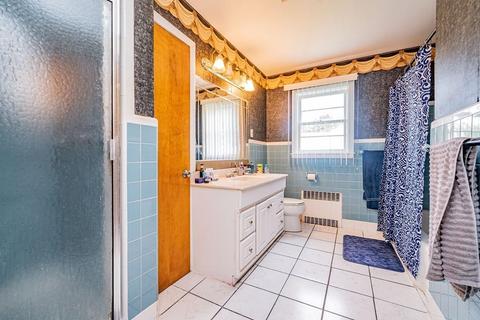 97 Woodside Ter, Springfield, MA 01108 photo 27