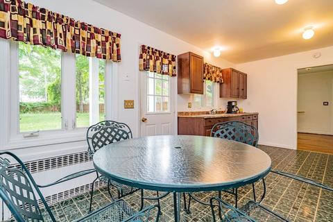 97 Woodside Ter, Springfield, MA 01108 photo 10