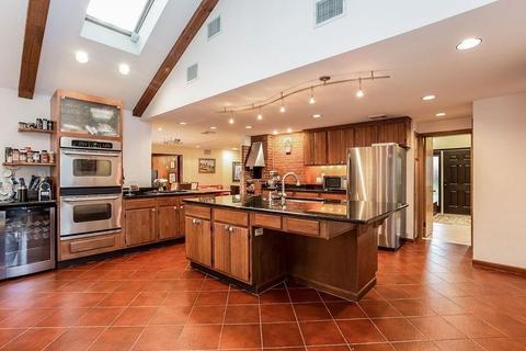 49 Eunice Dr, Longmeadow, MA 01106 photo 4