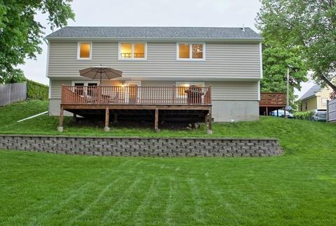 6 Bow St, Stoneham, MA 02180 photo 2