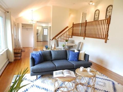 6 Bow St, Stoneham, MA 02180 photo 1
