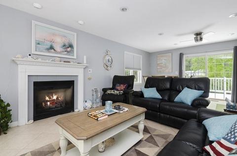 18 Broadmarsh Ave, Wareham, MA 02571 photo 6