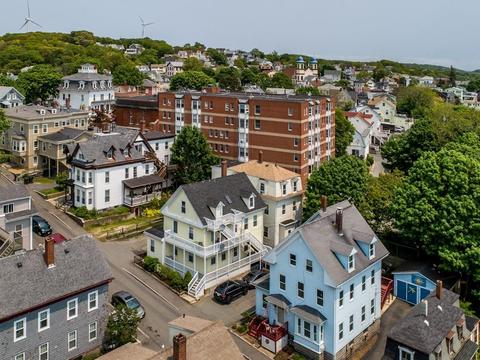 29 Chestnut St, Gloucester, MA 01930 photo 4