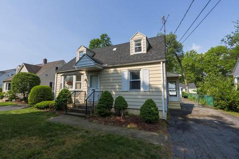 56 Burnside Ter, Springfield, MA 01118 photo 2