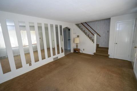 56 Burnside Ter, Springfield, MA 01118 photo 3