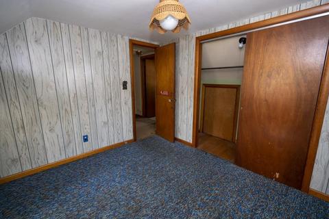 56 Burnside Ter, Springfield, MA 01118 photo 13