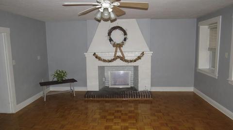 36 Elm St #B, Worcester, MA 01609 photo 6
