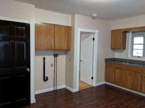 6 Camp St, Worcester, MA 01603 photo 4