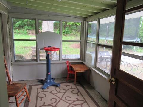 84 Fairview Ave, Athol, MA 01331 photo 9