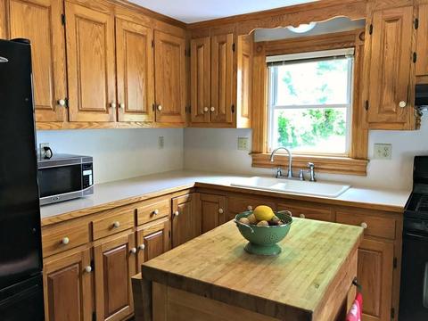145 East St, Ware, MA 01082 photo 15