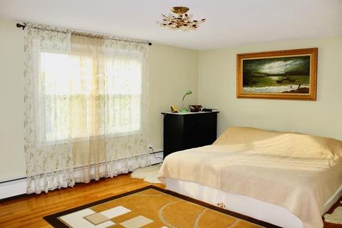 32 Mellon St, Springfield, MA 01104 photo 11