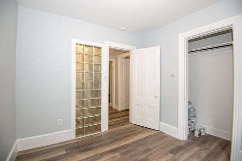 42 Richards St, Worcester, MA 01603 photo 10