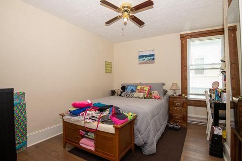 42 Richards St, Worcester, MA 01603 photo 22