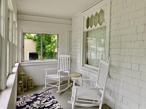 45 Sherburne Ave, Worcester, MA 01606 photo 2