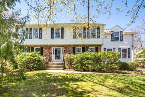 57 Blackstone St, Mendon, MA 01756 photo 1
