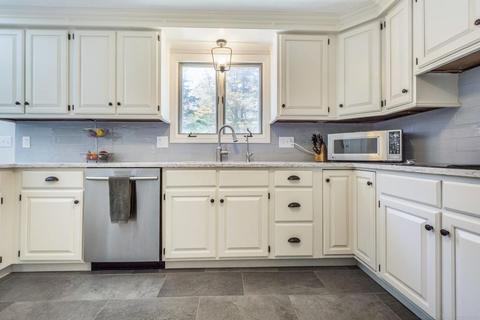 57 Blackstone St, Mendon, MA 01756 photo 10