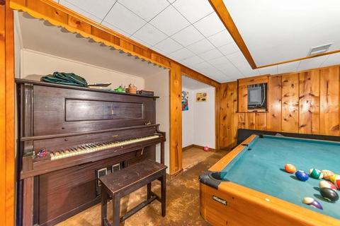 155 Wheeler Ave, Springfield, MA 01118 photo 23