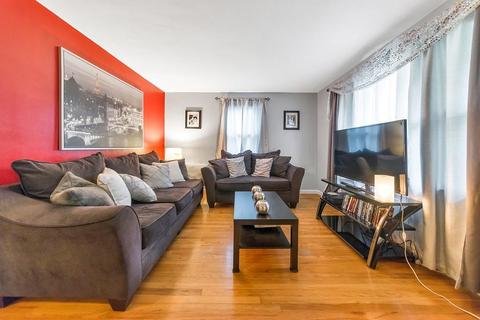 155 Wheeler Ave, Springfield, MA 01118 photo 4