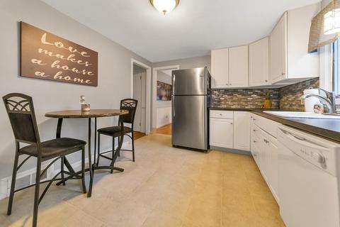 155 Wheeler Ave, Springfield, MA 01118 photo 10