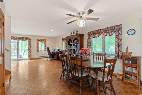 190 High St, Reading, MA 01867 photo 5