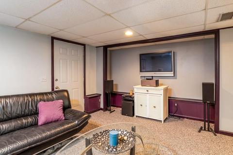 65 Powell Ave, Springfield, MA 01118 photo 22