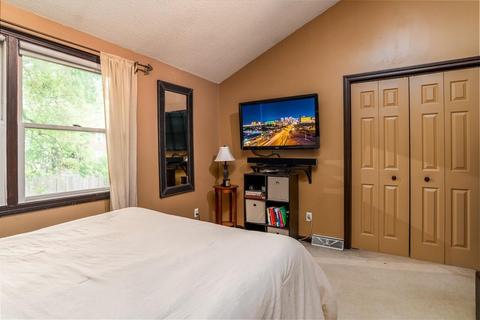 65 Powell Ave, Springfield, MA 01118 photo 15