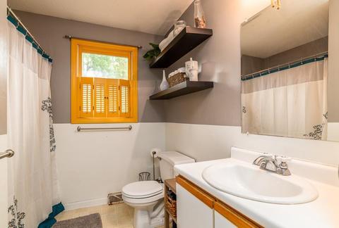 65 Powell Ave, Springfield, MA 01118 photo 16