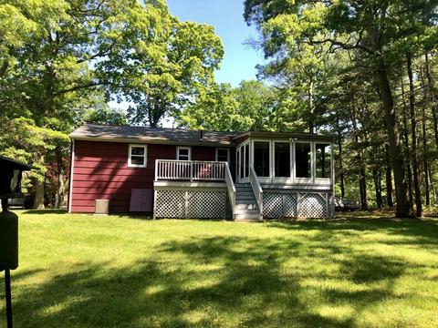 17 Haskell St, Norton, MA 02766 photo 4
