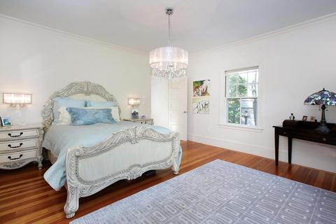 145 Middlesex Rd, Brookline, MA 02467 photo 8