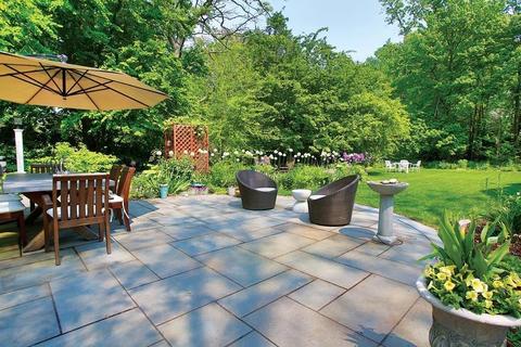 145 Middlesex Rd, Brookline, MA 02467 photo 18