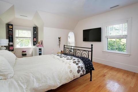 145 Middlesex Rd, Brookline, MA 02467 photo 11